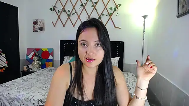 naughty girl 4u online show from April 7, 7:59 pm