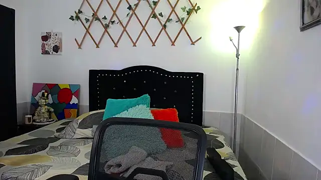 naughty girl 4u online show from March 24, 8:31 pm