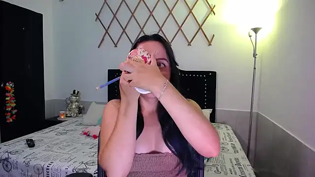 naughty girl 4u online show from October 1, 4:44 pm