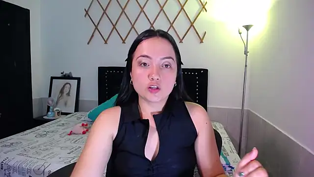 naughty girl 4u online show from September 29, 7:41 pm