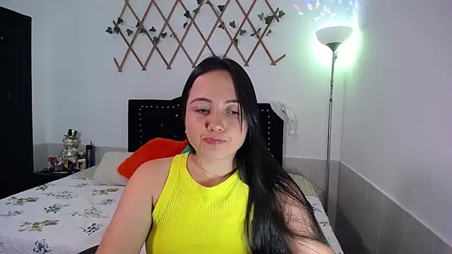 naughty girl 4u online show from December 20, 6:00 pm