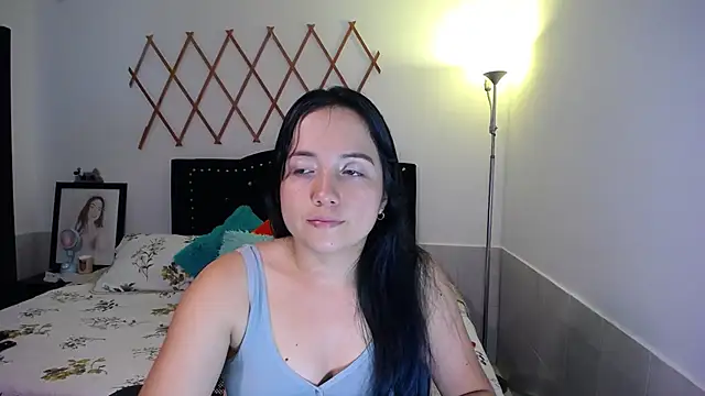 naughty girl 4u online show from September 16, 8:32 pm