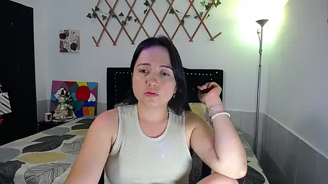 naughty girl 4u online show from March 25, 8:30 pm