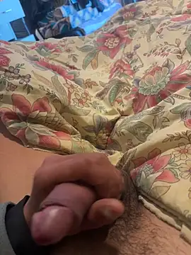 juniiorre online show from February 6, 9:05 am