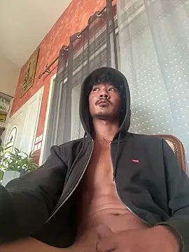 Snapshot of juniiorre chatting on October 13, 10:06 am juniiorre online show from October 13, 10:06 am