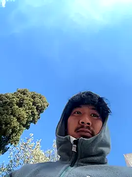 Snapshot of juniiorre chatting on October 27, 9:21 am juniiorre online show from October 27, 9:21 am