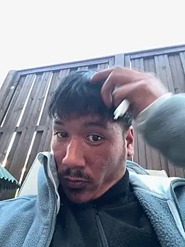 juniiorre online show from April 9, 4:46 pm