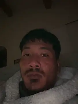 juniiorre online show from April 8, 7:04 pm