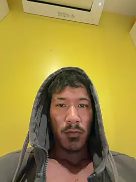 juniiorre online show from April 19, 6:43 pm