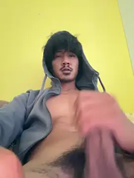 Snapshot of juniiorre chatting on December 4, 12:37 pm juniiorre online show from December 4, 12:37 pm