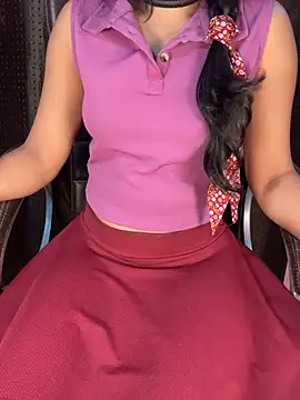 Snapshot of SCHOOL_Girl_0 chatting on February 10, 10:20 am SCHOOL Girl 0 online show from February 10, 10:20 am