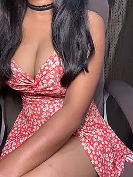 Snapshot of SCHOOL_Girl_0 chatting on February 27, 2:45 am SCHOOL Girl 0 online show from February 27, 2:45 am