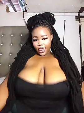 Aaaliyah445 online show from November 17, 11:25 am