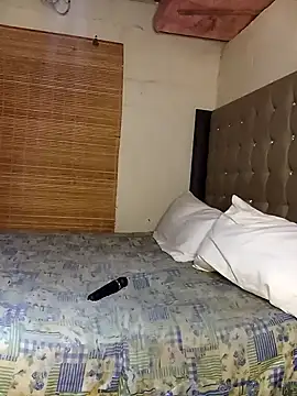 Aaaliyah445 online show from October 21, 6:29 pm