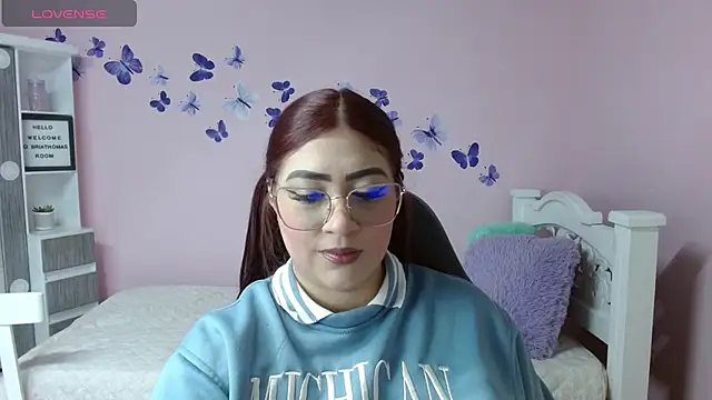 BRIATHOMAS online show from March 27, 12:52 am