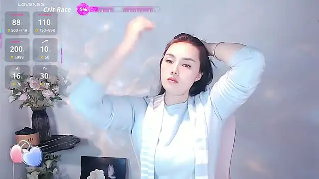 SHY- -girl online show from November 4, 1:15 pm