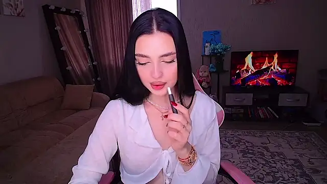   Malika   online show from May 7, 7:34 am