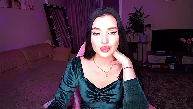   Malika   online show from November 23, 3:11 pm