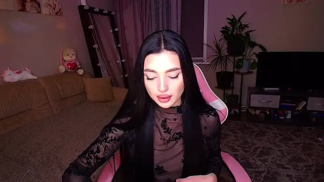 Snapshot of __Malika__ chatting on October 10, 2:29 pm Malika online show from October 10, 2:29 pm