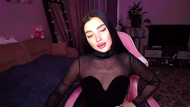 Snapshot of __Malika__ chatting on October 17, 1:02 pm Malika online show from October 17, 1:02 pm