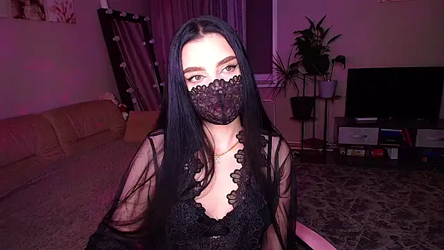   Malika   online show from November 25, 3:01 pm