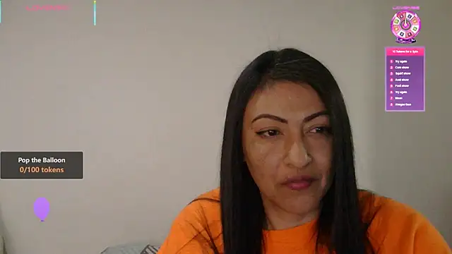 Snapshot of ErikaRika chatting on January 21, 5:49 am ErikaRika online show from January 21, 5:49 am