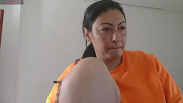 Snapshot of ErikaRika chatting on October 15, 2:36 pm ErikaRika online show from October 15, 2:36 pm