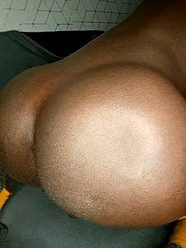Texanguy01 online show from October 4, 1:51 am