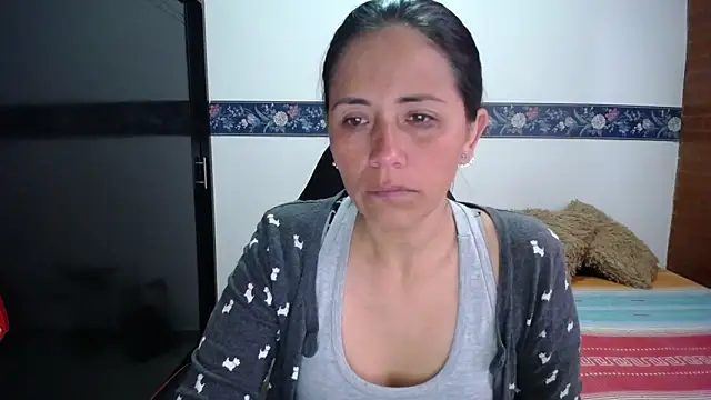 sharoon cheerry online show from January 15, 2:42 pm