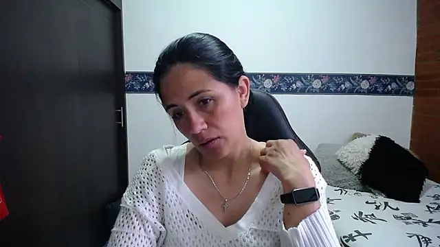 sharoon cheerry online show from November 6, 12:31 pm