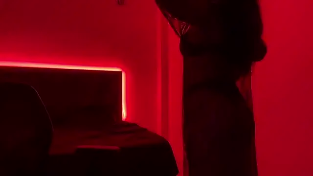 Hottie ishuu online show from February 23, 5:46 pm