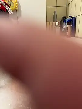 Snapshot of David19932908 chatting on November 11, 6:14 pm David19932908 online show from November 11, 6:14 pm