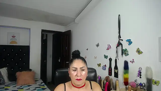 mature bigboobs10 online show from June 3, 5:08 am