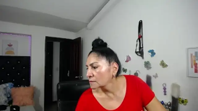 mature bigboobs10 online show from April 11, 7:45 am