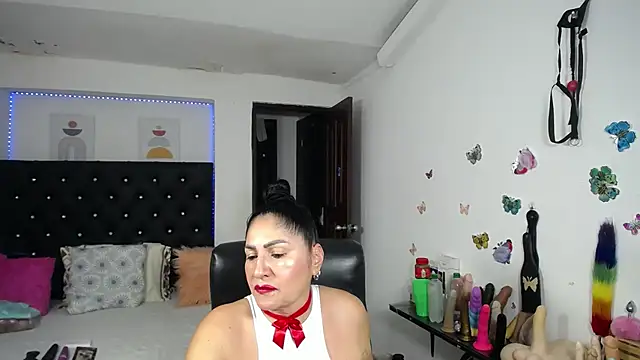 mature bigboobs10 online show from June 25, 4:10 am