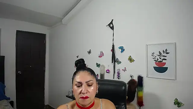 mature bigboobs10 online show from February 4, 3:56 am