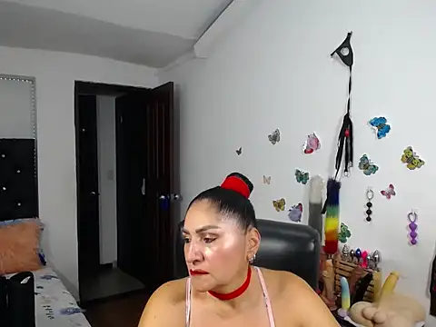 mature bigboobs10 online show from March 10, 4:05 am