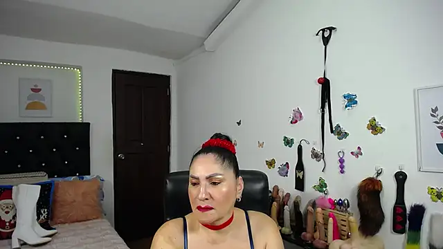 Snapshot of mature_bigboobs10 chatting on October 11, 4:02 am mature bigboobs10 online show from October 11, 4:02 am
