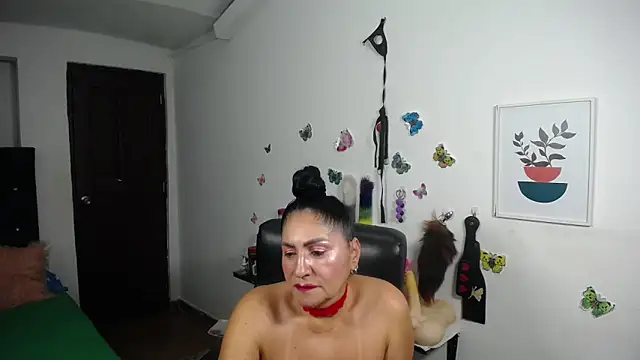 mature bigboobs10 online show from February 8, 4:32 am