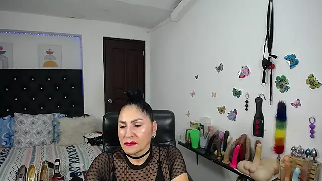 mature bigboobs10 online show from May 24, 4:34 am