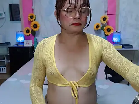 Snapshot of UrAsianPrincessDanie chatting on July 5, 7:54 pm UrAsianPrincessDanie online show from July 5, 7:54 pm