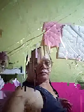 UrAsianPrincessDanie online show from November 8, 11:25 am