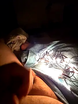 Snapshot of DauerGeilDaddy chatting on October 24, 7:57 pm DauerGeilDaddy online show from October 24, 7:57 pm