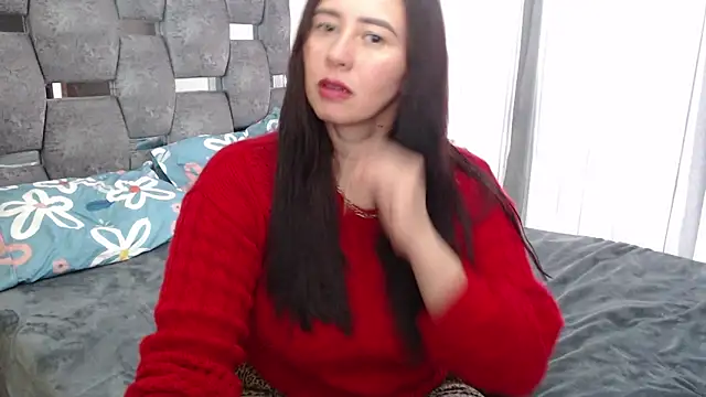 sara hott 1 online show from May 2, 7:08 pm