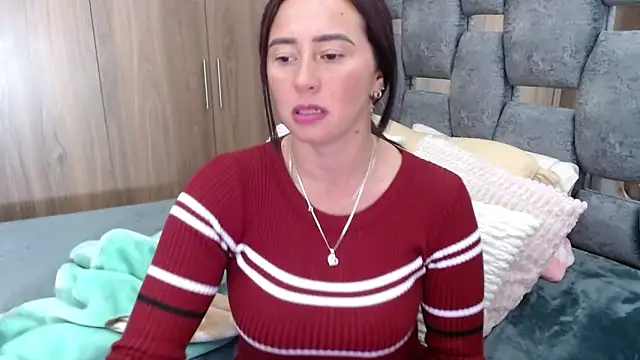 Snapshot of sara_hott_1 chatting on March 8, 8:14 pm sara hott 1 online show from March 8, 8:14 pm