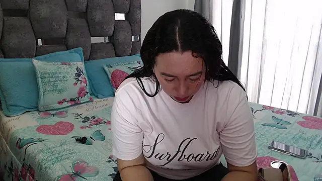 sara hott 1 online show from March 20, 2:29 pm