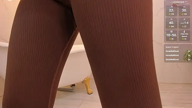 Pia Johnson  online show from February 21, 11:34 am