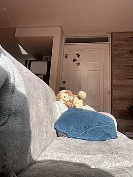 J loren online show from February 20, 8:55 pm