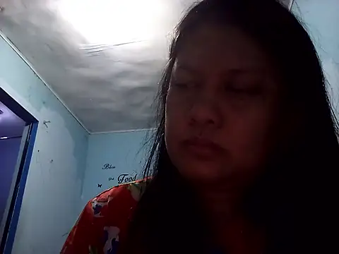 Honeybun25 online show from January 11, 7:32 pm