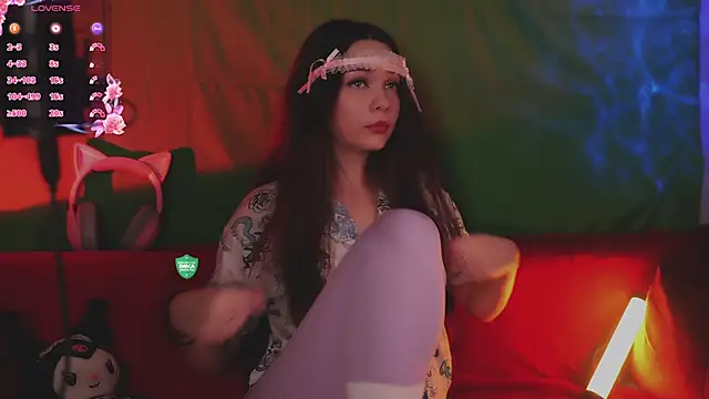 Snapshot of How2Meow chatting on September 22, 5:08 pm How2Meow online show from September 22, 5:08 pm